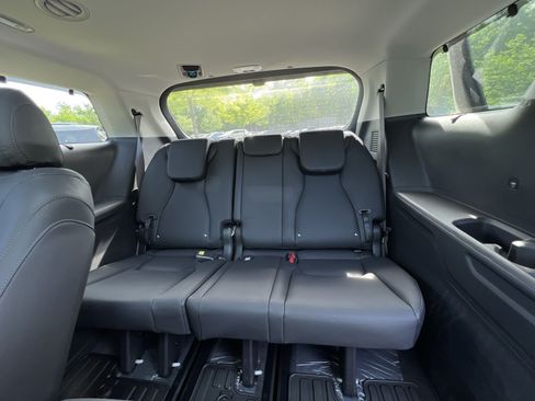 New 2026 Kia Carnival SX Prestige FWD image 40