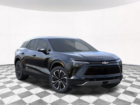 New 2025 Chevrolet Blazer EV LT image 15