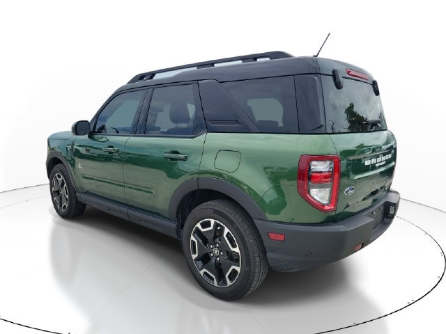 Used 2023 Ford Bronco Sport Outer Banks w/ Tech Package AWD/4WD image 3