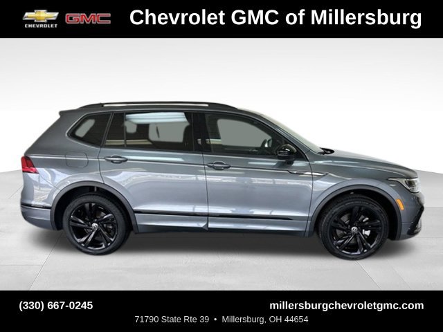 Used 2024 Volkswagen Tiguan SE R-Line FWD image 3