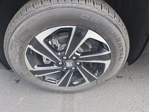 New 2026 Buick Enclave Sport Touring w/ Power Package image 8