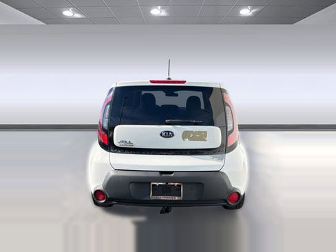 Used 2016 Kia Soul FWD image 9