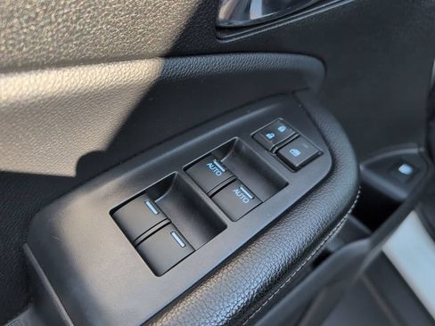 Used 2019 Honda Ridgeline Sport image 9