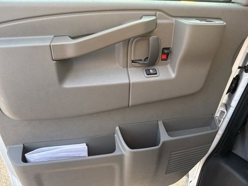 New 2025 Chevrolet Express 3500 w/ Power Convenience Package image 10