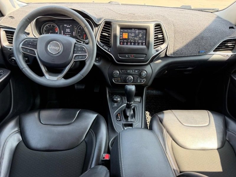 Used 2020 Jeep Cherokee Latitude Plus AWD/4WD image 8