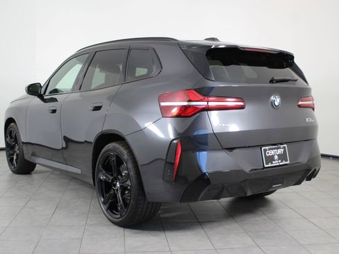 New 2026 BMW X3 xDrive30 w/ Premium Package image 3