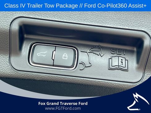 Certified 2023 Ford Explorer XLT w/ Equipment Group 202A AWD/4WD image 39