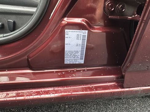 Used 2025 Nissan Altima 2.5 SV FWD image 32