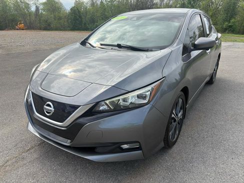 Used 2021 Nissan Leaf SV w/ SV Technology Package image 7