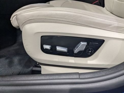 Used 2017 BMW 540i xDrive AWD/4WD image 26
