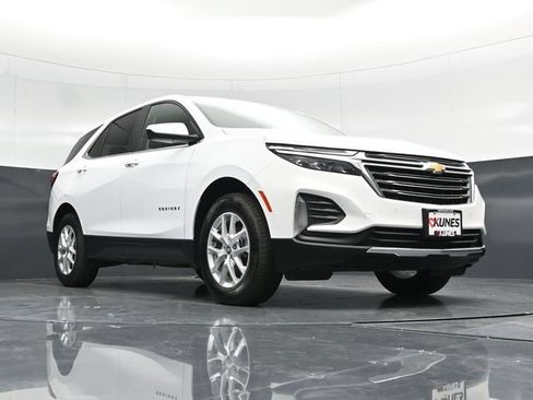 Used 2024 Chevrolet Equinox LT AWD/4WD image 57