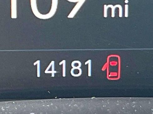 Used 2023 Cadillac CT4 Premium Luxury image 25