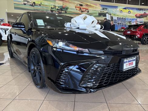 New 2026 Toyota Camry XLE w/ Convenience Package image 4