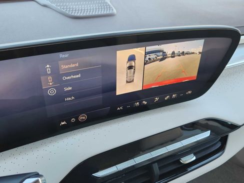 New 2026 Buick Enclave Avenir w/ Super Cruise Package image 21