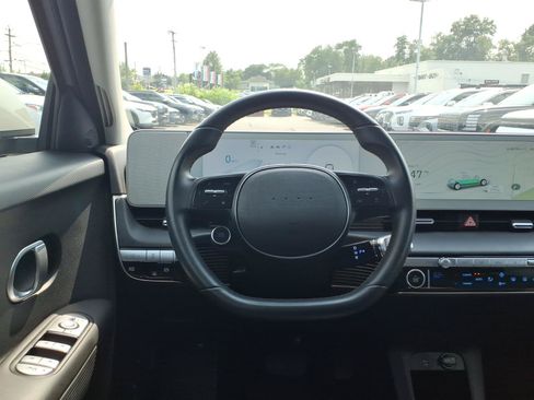 Used 2024 Hyundai Ioniq 5 SE AWD/4WD image 18