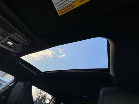 Used 2023 Toyota Highlander XSE image 35