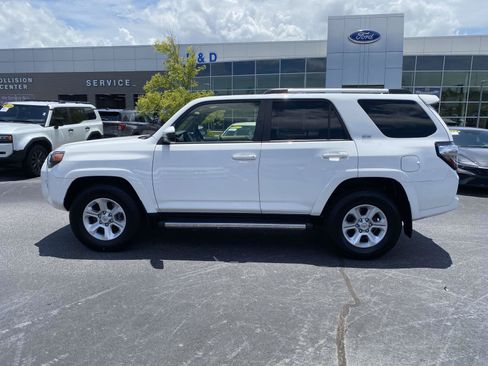 Used 2023 Toyota 4Runner SR5 RWD image 4