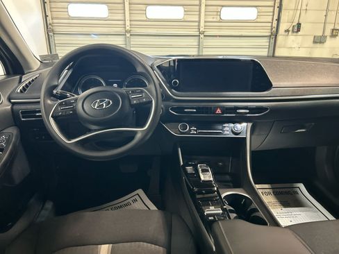 Used 2023 Hyundai Sonata SEL w/ Cargo Package FWD image 4