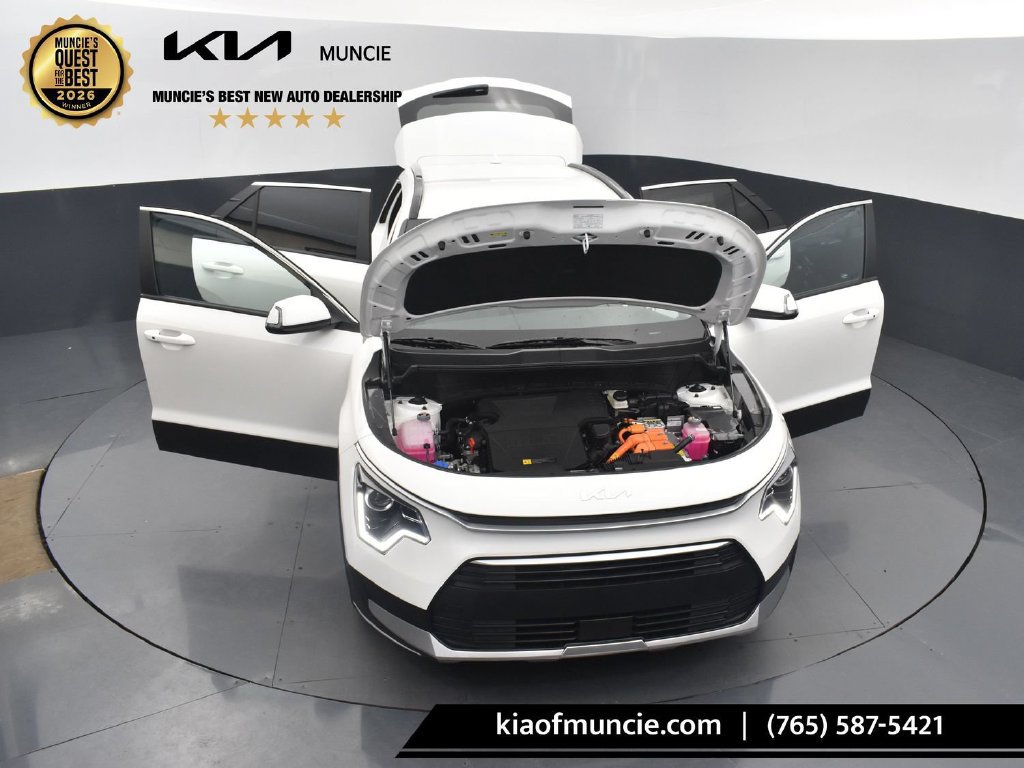 Used 2025 Kia Niro EX FWD image 49