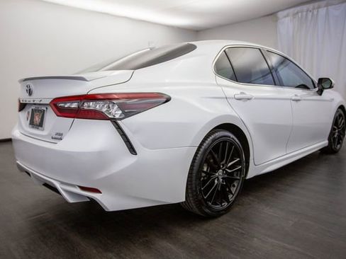 Used 2021 Toyota Camry XSE image 30