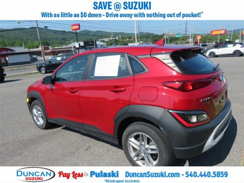 Used 2022 Hyundai Kona SE image 5