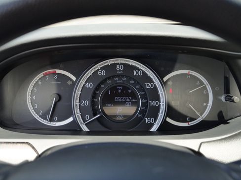 Used 2015 Honda Accord EX image 10