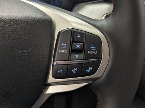 New 2026 Ford Explorer Active w/ Active Comfort Package image 23