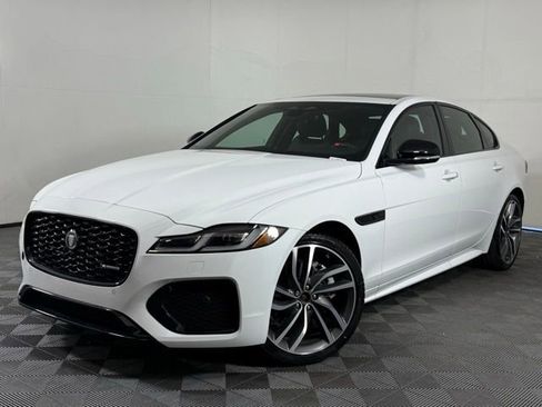 Used 2024 Jaguar XF R-Dynamic SE image 2