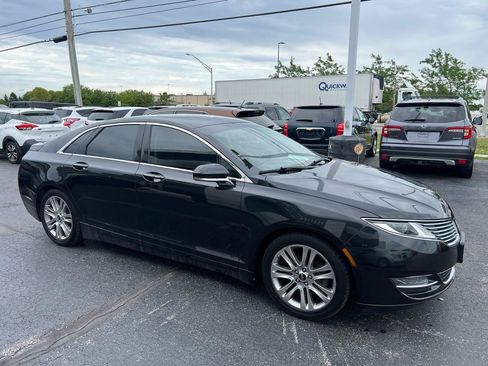 Used 2013 Lincoln MKZ FWD image 7