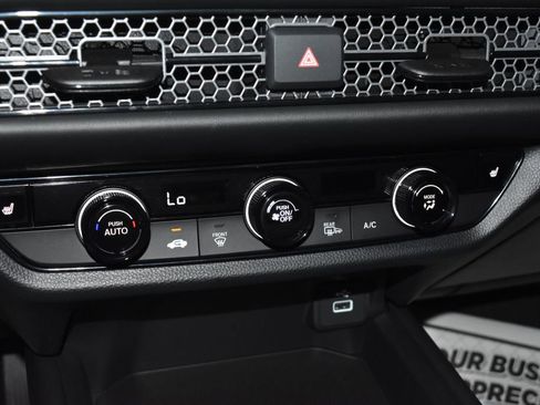 Used 2024 Honda HR-V Sport image 13