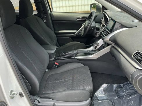 Used 2020 Mitsubishi Eclipse Cross ES FWD image 23
