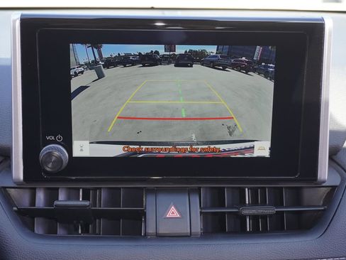 Certified 2025 Toyota RAV4 XLE w/ Convenience Package AWD/4WD image 17