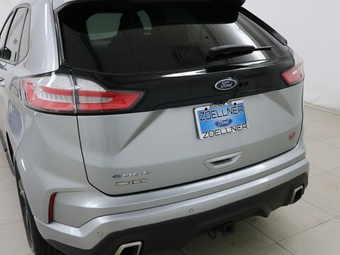 Used 2020 Ford Edge ST w/ Equipment Group 401A image 8