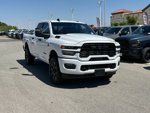 New 2026 RAM 2500 Big Horn AWD/4WD image 10