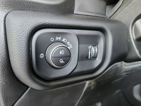 New 2025 RAM 2500 Big Horn image 31