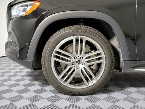Used 2021 Mercedes-Benz GLS 450 4MATIC image 13