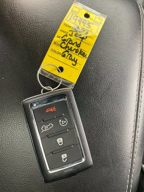 Used 2023 Jeep Grand Cherokee L Laredo AWD/4WD image 30