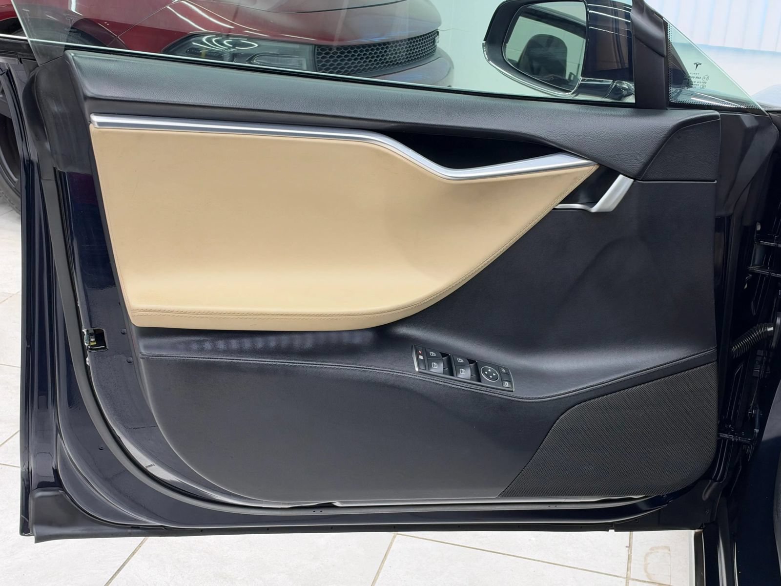 Used 2012 Tesla Model S Performance RWD image 15