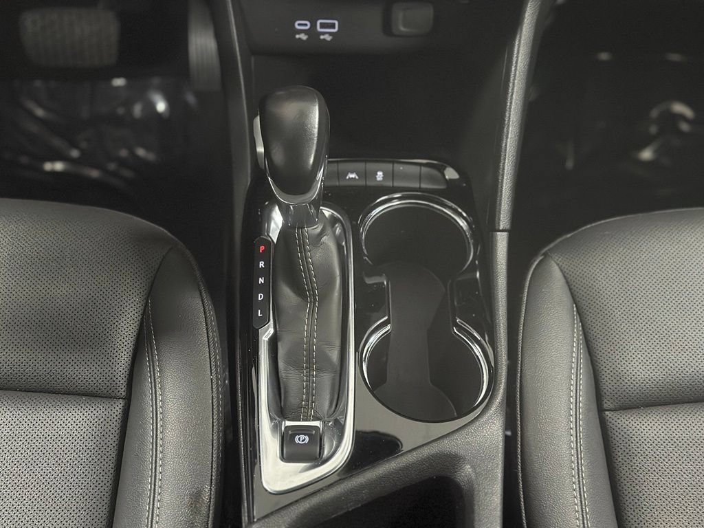 Used 2024 Buick Encore GX Sport Touring FWD image 18