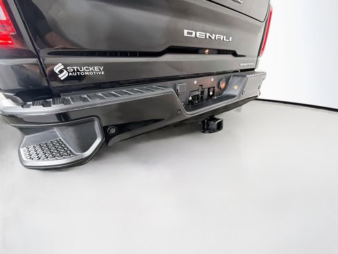 Used 2022 GMC Sierra 3500 Denali image 37