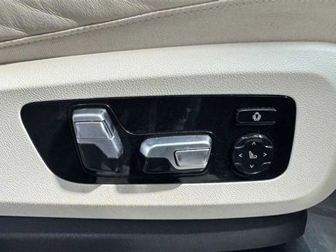 Used 2019 BMW X5 xDrive40i w/ M Sport Package image 13