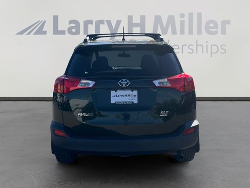 Used 2013 Toyota RAV4 XLE AWD/4WD image 4