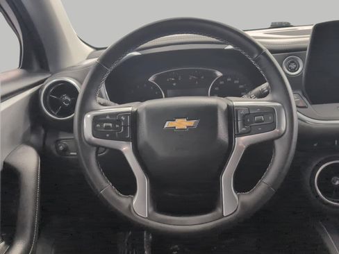 Used 2023 Chevrolet Blazer LT AWD/4WD image 5