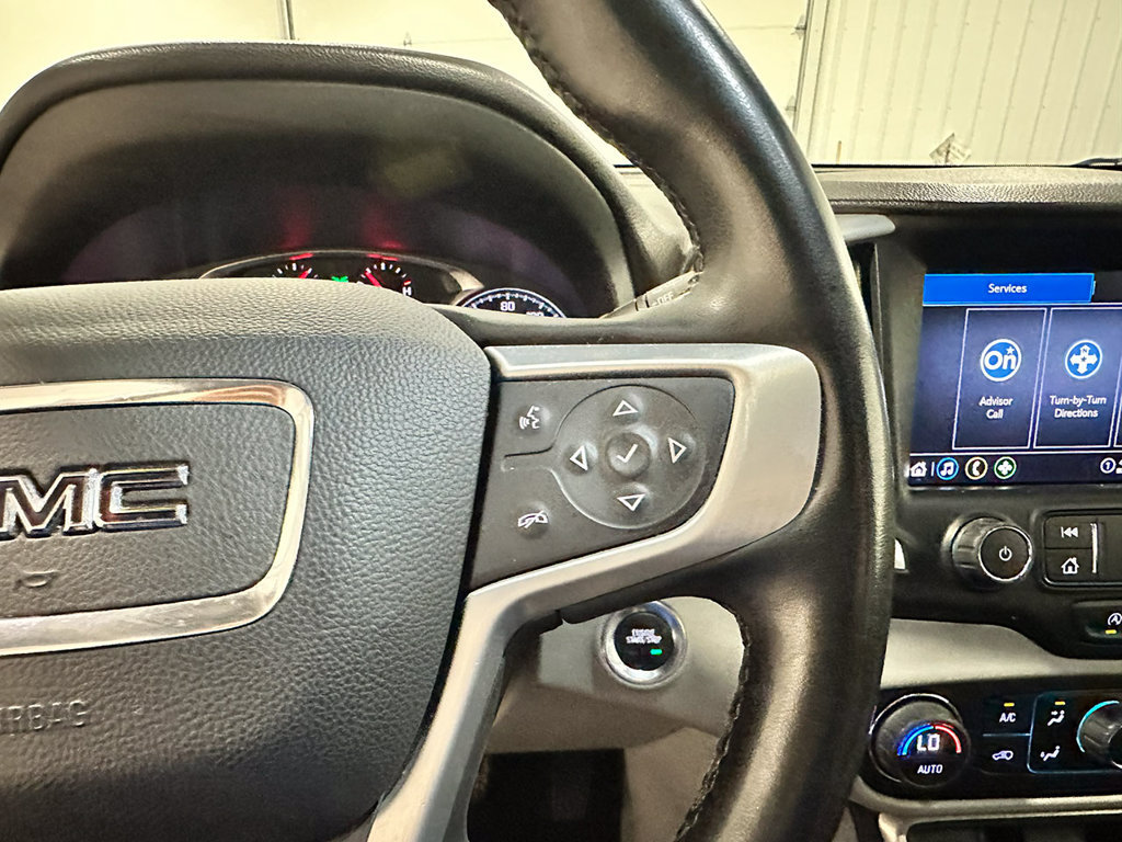 Used 2023 GMC Terrain SLT AWD/4WD image 39