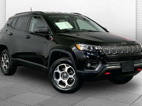 Used 2022 Jeep Compass Trailhawk AWD/4WD image 1
