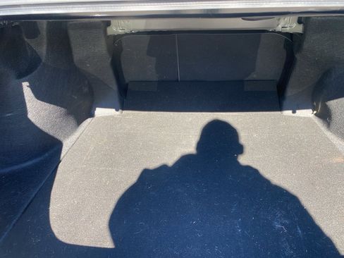 Used 2024 Toyota Camry SE image 32