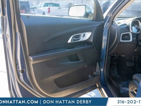 Used 2017 Chevrolet Equinox LT w/ Convenience Package image 15