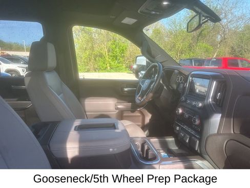 Certified 2022 Chevrolet Silverado 3500 LTZ w/ LTZ Convenience Package AWD/4WD image 15