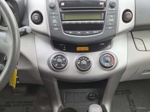 Used 2008 Toyota RAV4 4WD image 24