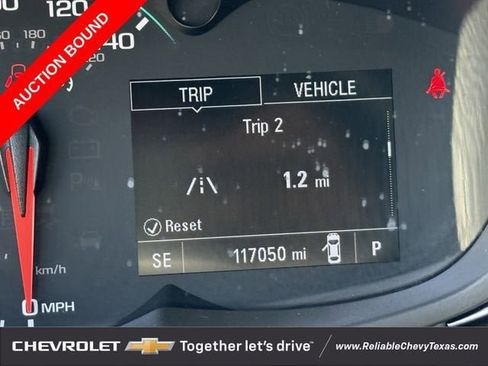 Used 2022 Chevrolet Trax LT w/ LT Convenience Package FWD image 17